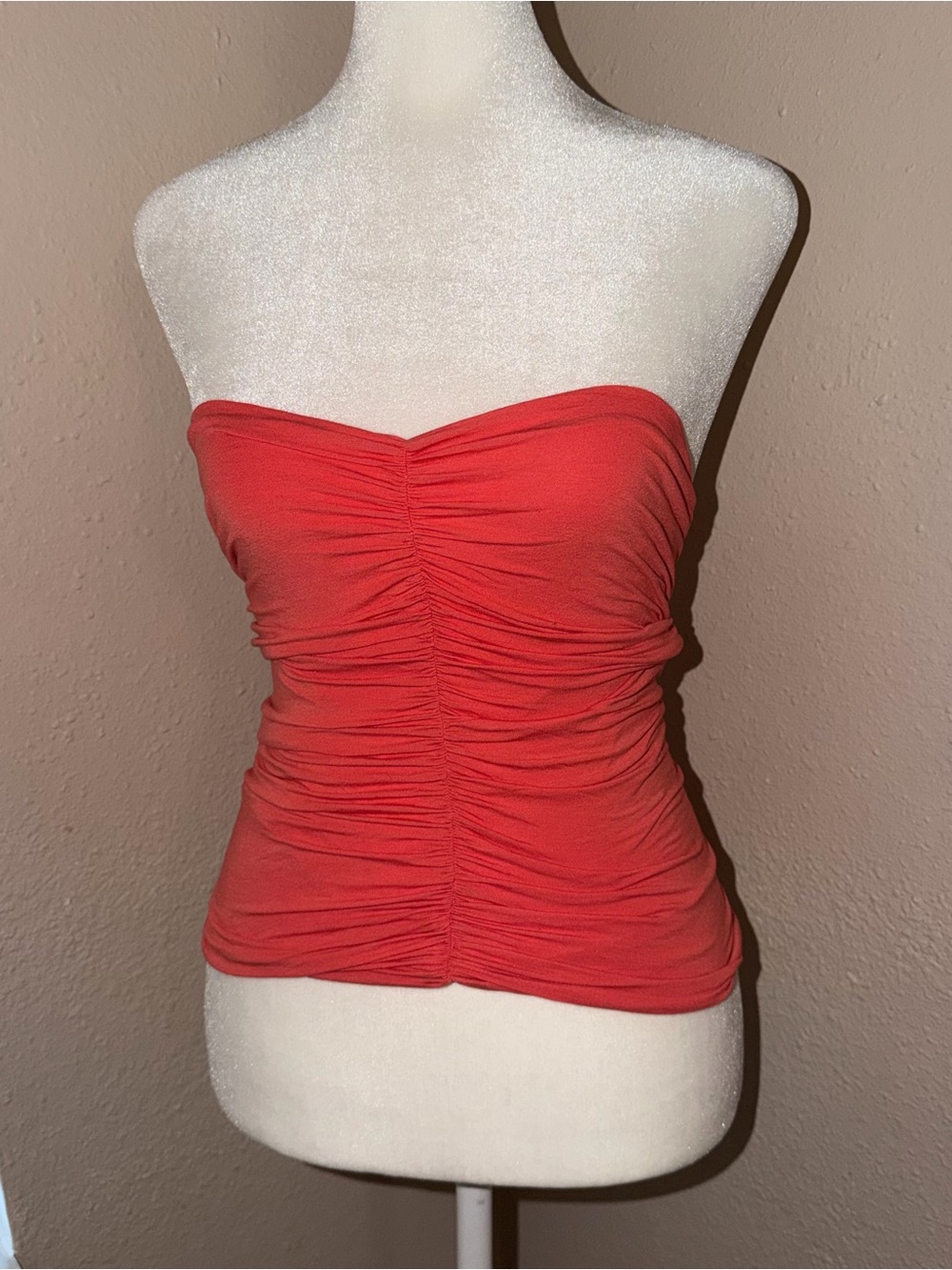 INDAH Strapless Tube Top